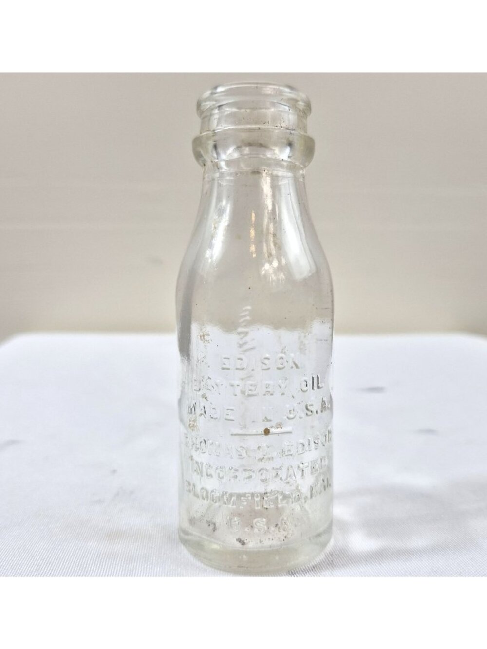 Antique Thomas A Edison Battery Oil Embossed Glass Bottle Bloomfield N.J.